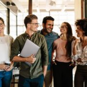 Willkommen im Team Motivation und Zusammenhalt für einen erfolgreichen Start